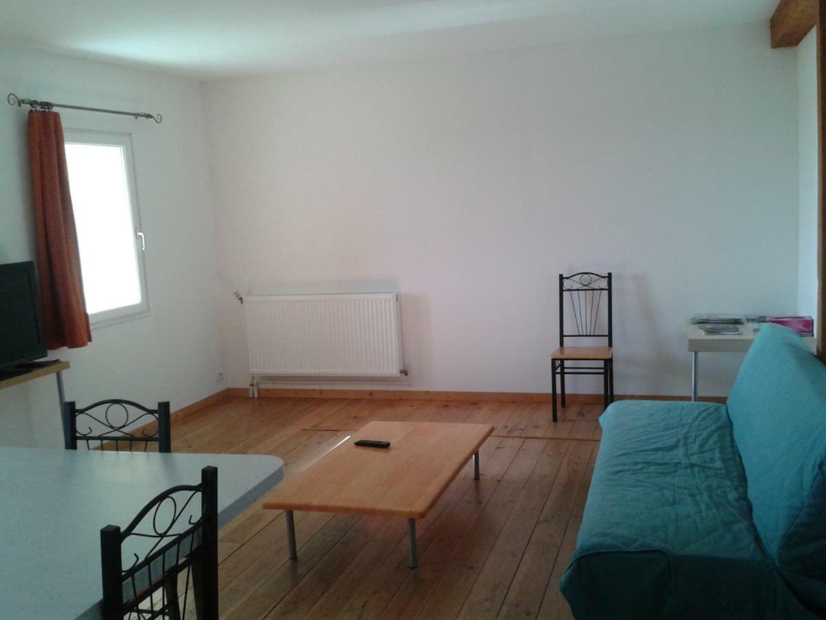 Le Bon Air Est Dans Le Pre Apartment Champagnac  Exterior foto