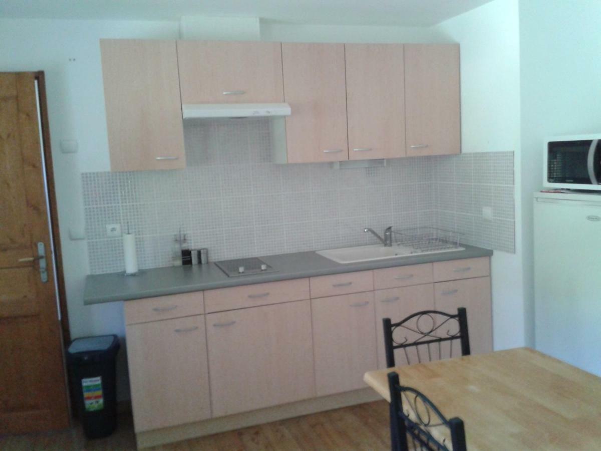 Le Bon Air Est Dans Le Pre Apartment Champagnac  Cameră foto